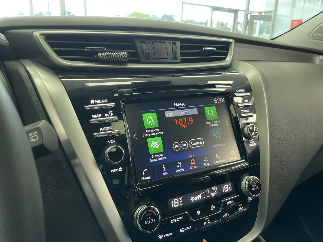 Nissan Murano снимка Nissan Murano