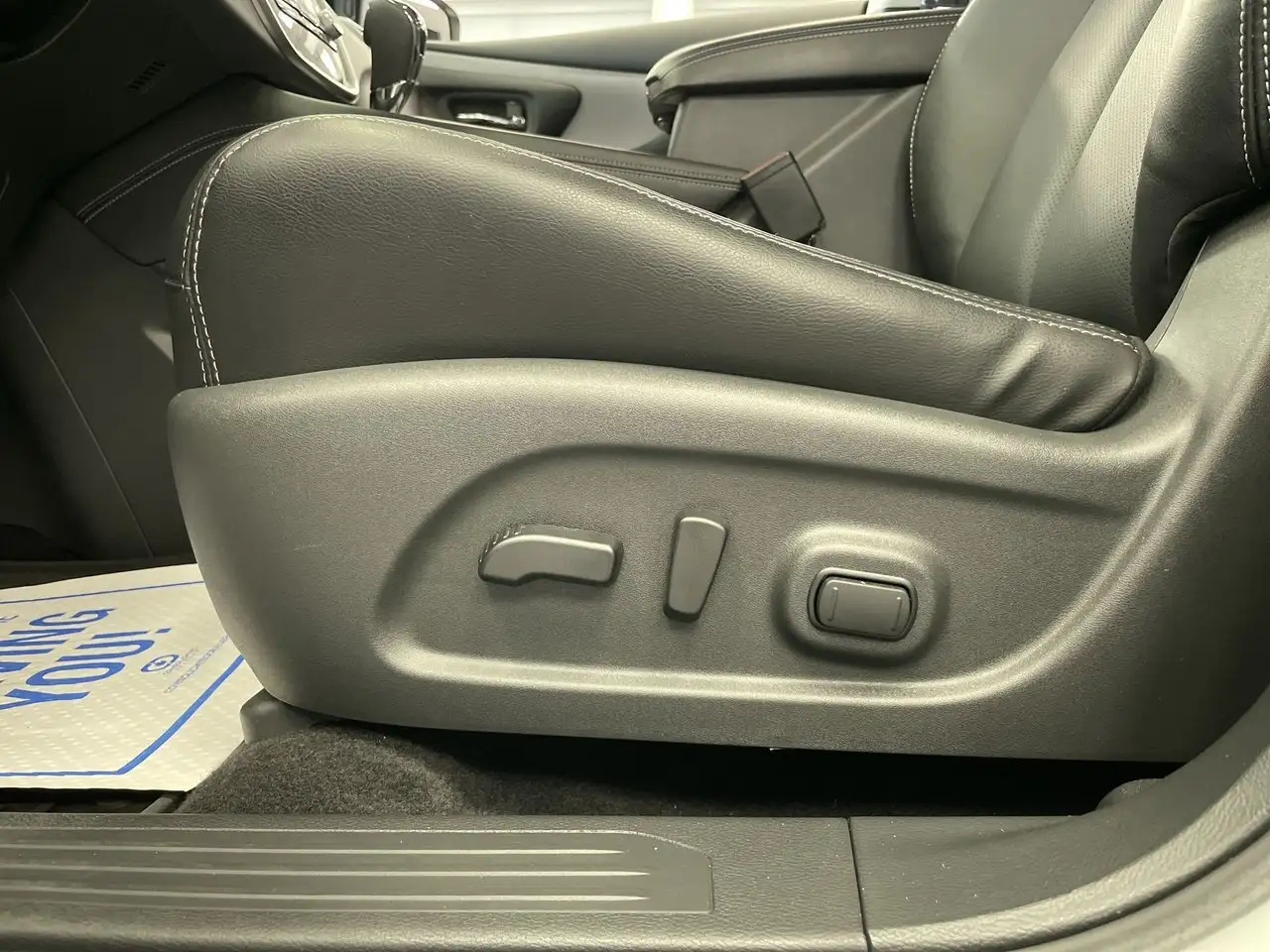 Nissan Murano снимка Nissan Murano