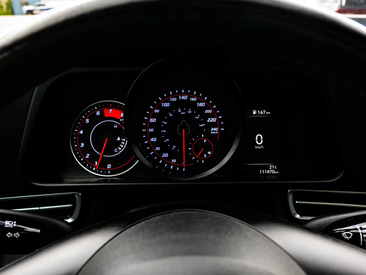 Hyundai ELANTRA fotografie Hyundai ELANTRA