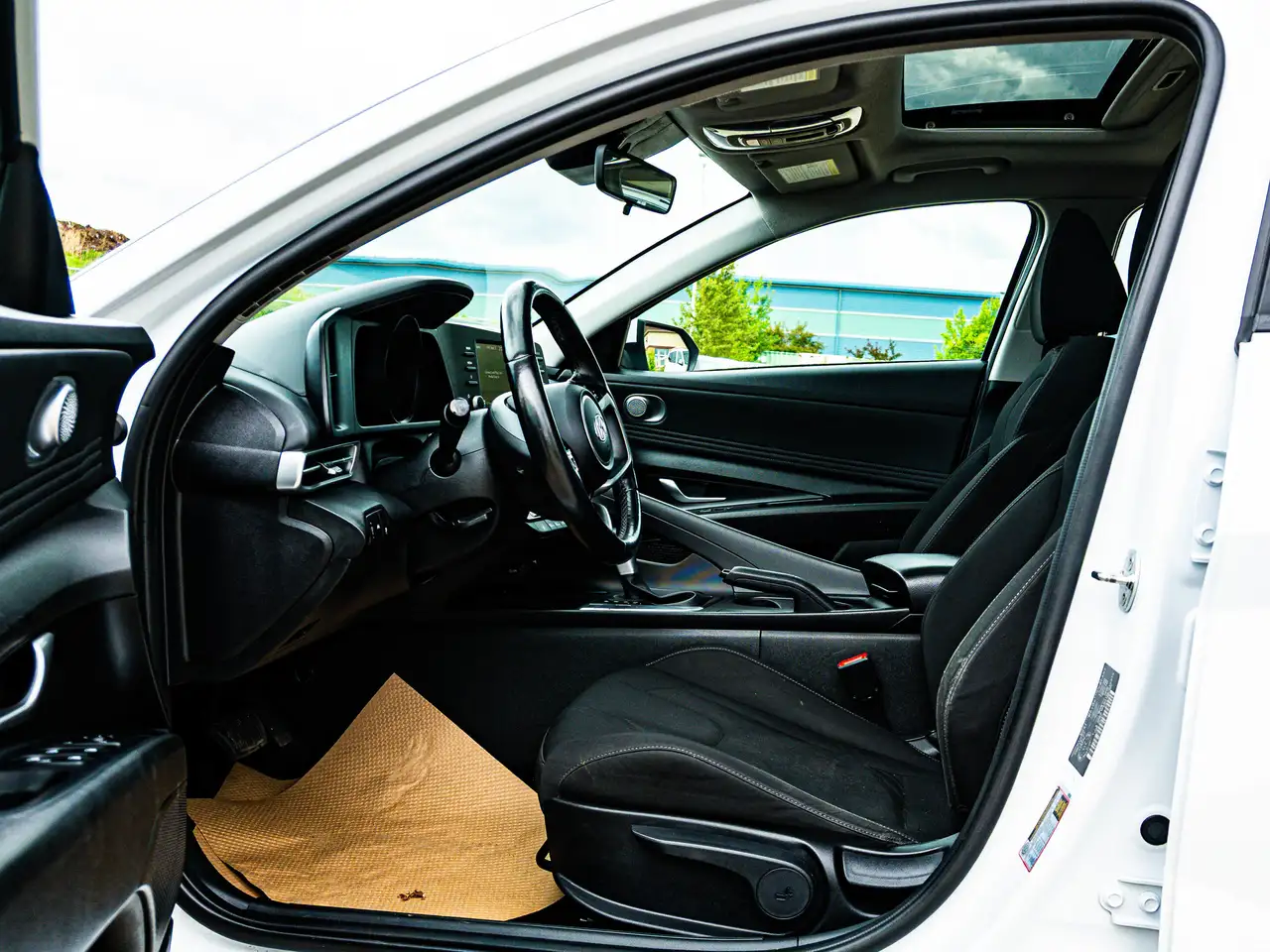 Hyundai ELANTRA fotografie Hyundai ELANTRA