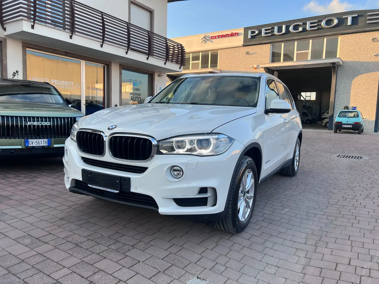 BMW X5 xdrive30d Luxury 258cv auto Bianco - 1