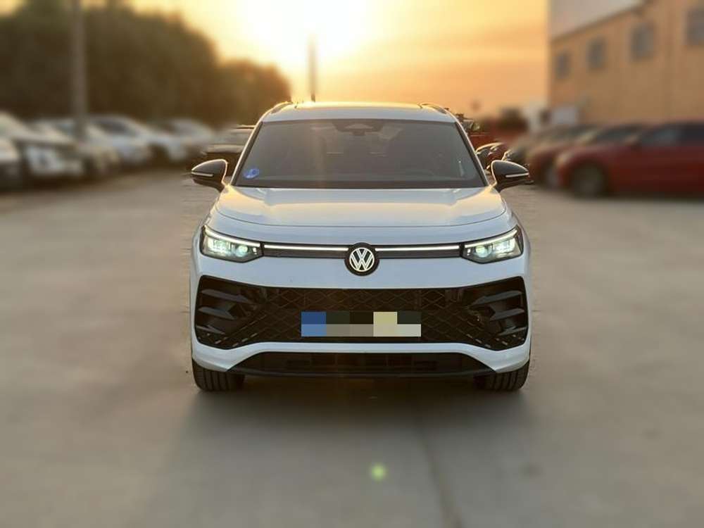 Volkswagen Tayron 1.5 TSI R-Line - foto 1