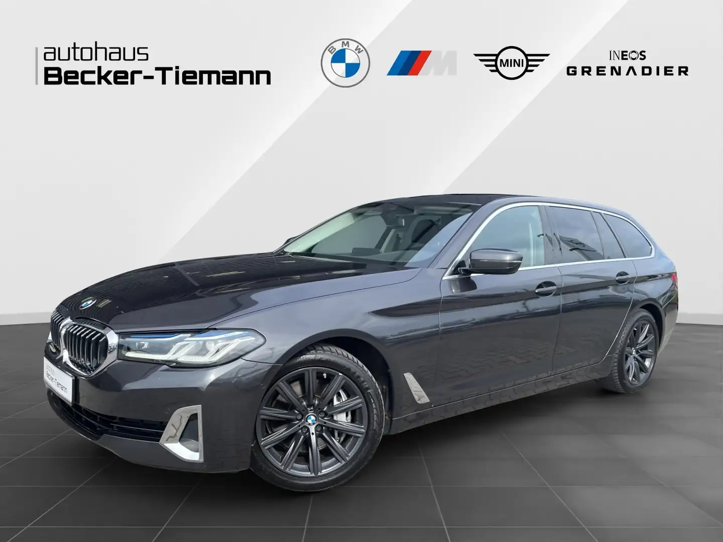 BMW 530 d xDrive Touring Panorama/Head-Up/Laser/Standheizu Grijs - 1