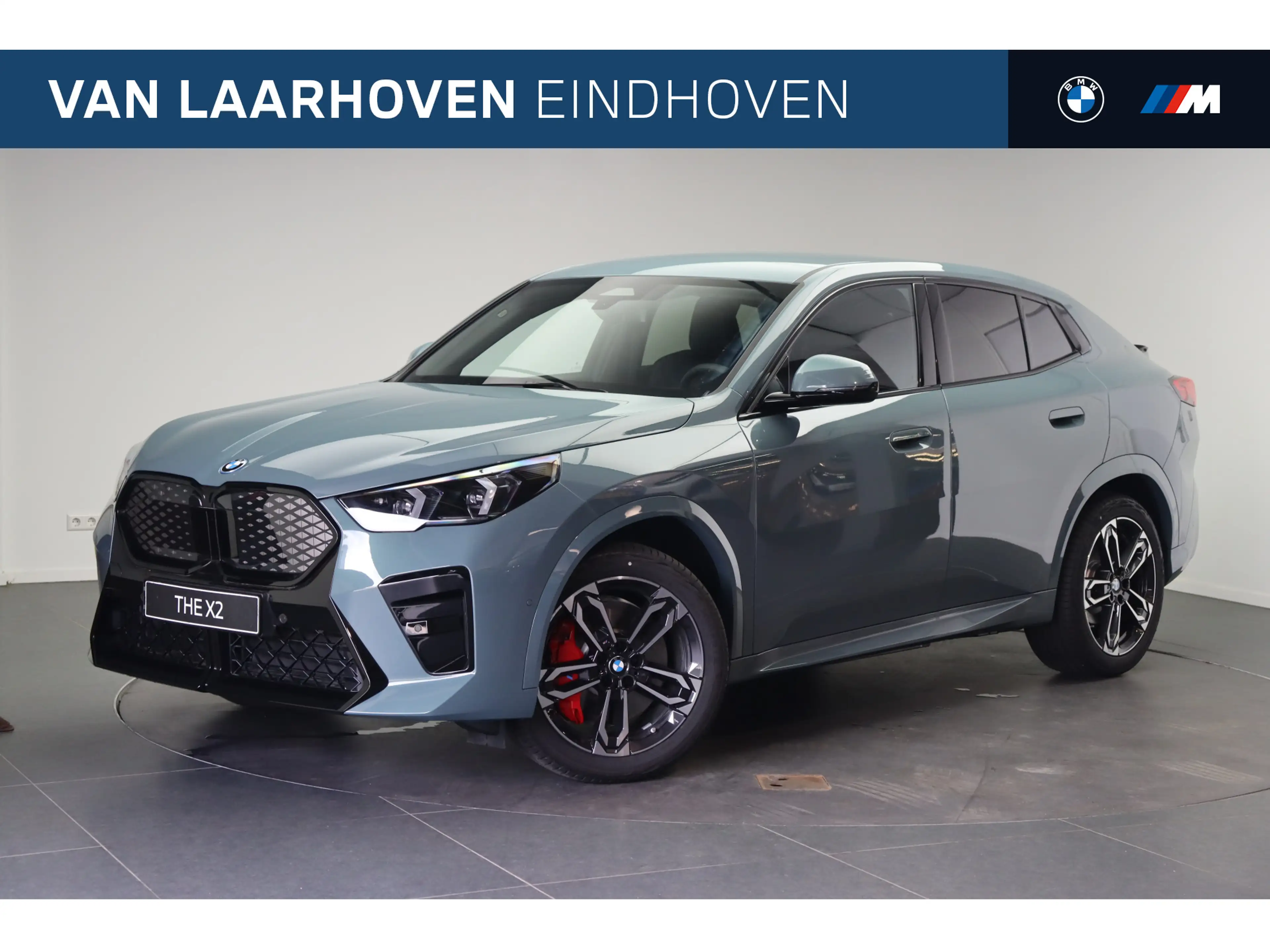 BMW iX2 eDrive20 M Sport / Sportstoelen / Achteruitrijcame