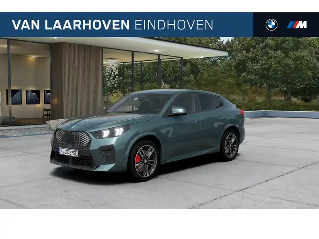 BMW iX2 eDrive20 M Sport / Sportstoelen / Achteruitrijcame