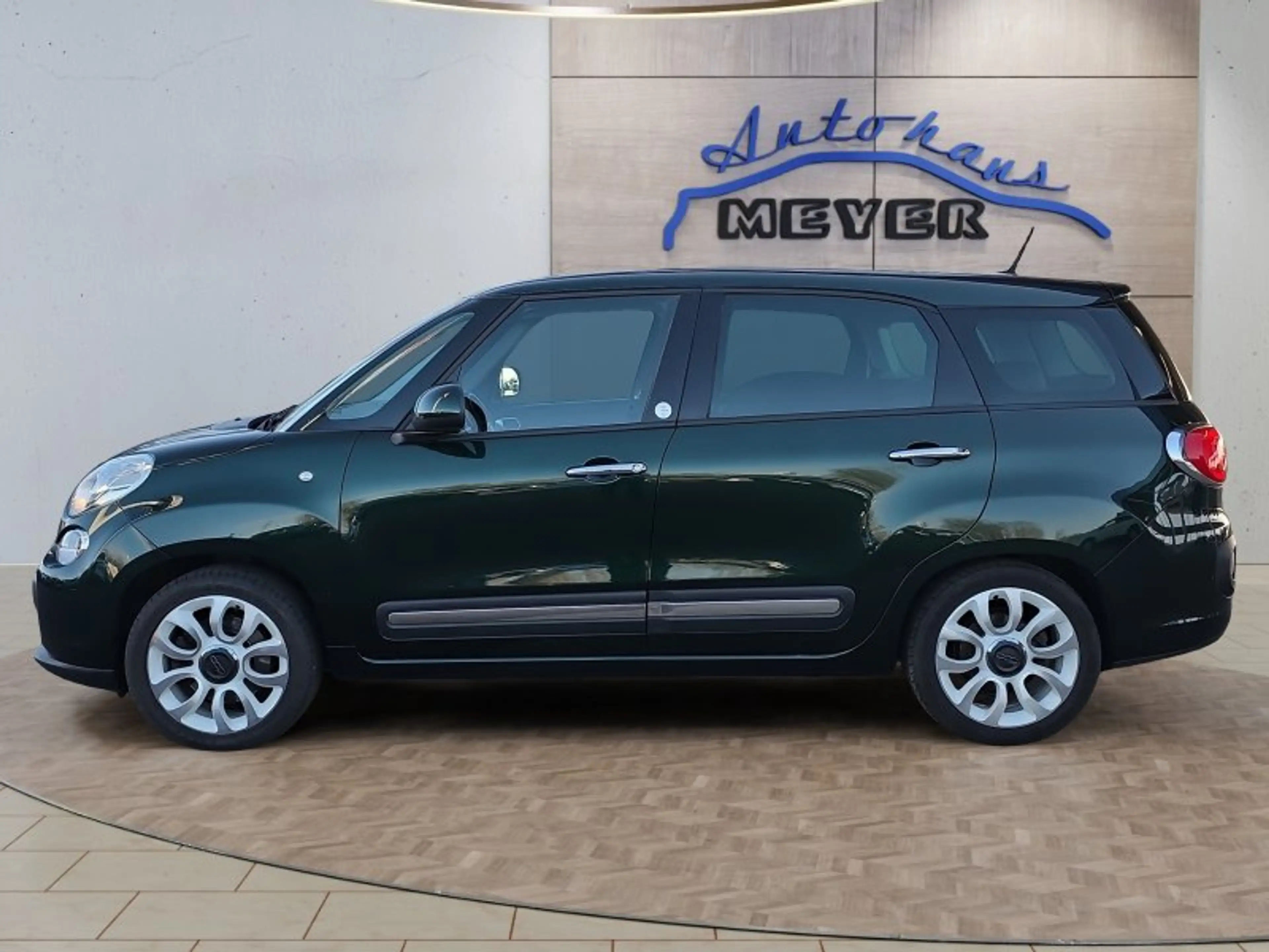 Fiat 500L 1.6 M-Jet 17*Alu/WR/Navi/Kamera/Temp. — photo 2