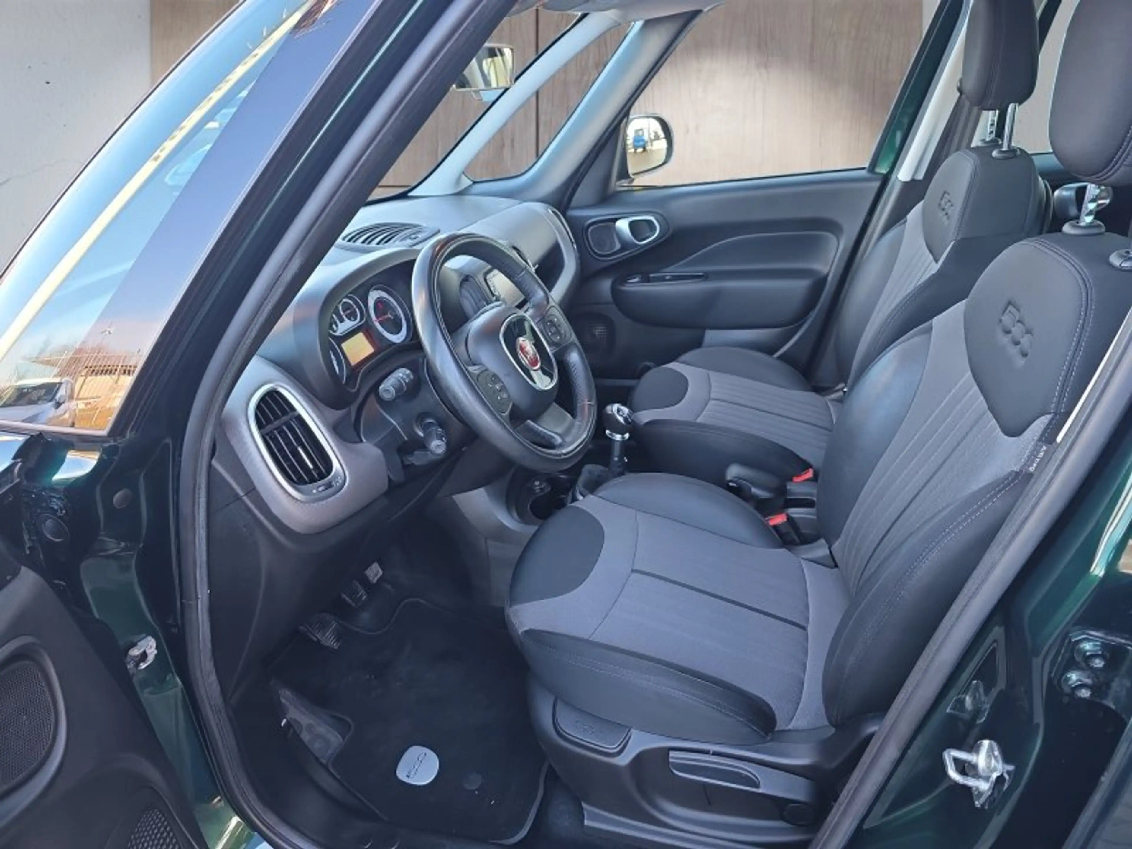 Fiat 500L 1.6 M-Jet 17*Alu/WR/Navi/Kamera/Temp. — photo 9