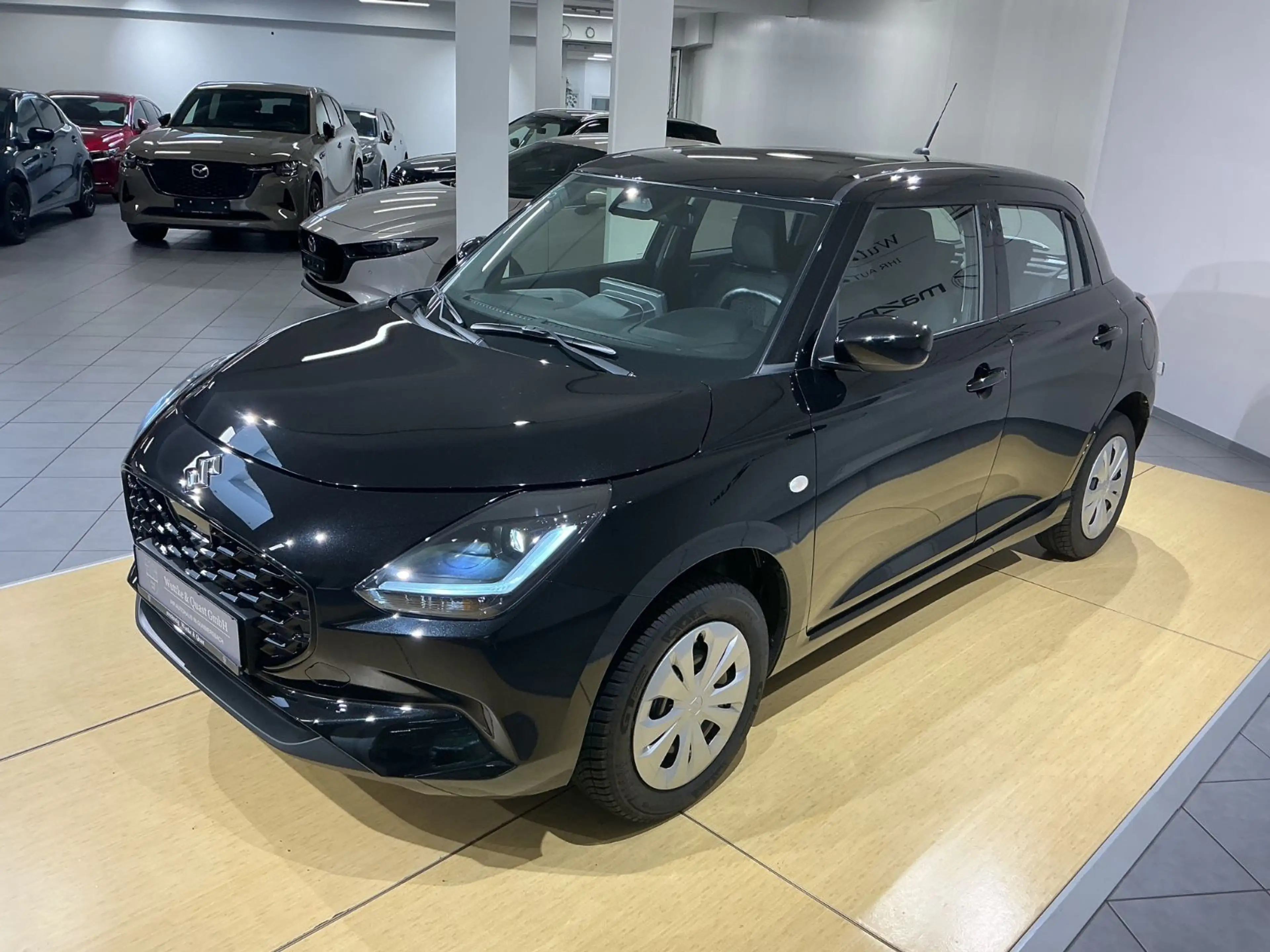 Suzuki Swift Club Hybrid 61 kW AllGrip *CarPlay*Kamera* — photo 7