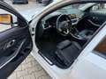 BMW 320 320 d Sport Line Leder Keyless Go AHK Weiß - thumbnail 13