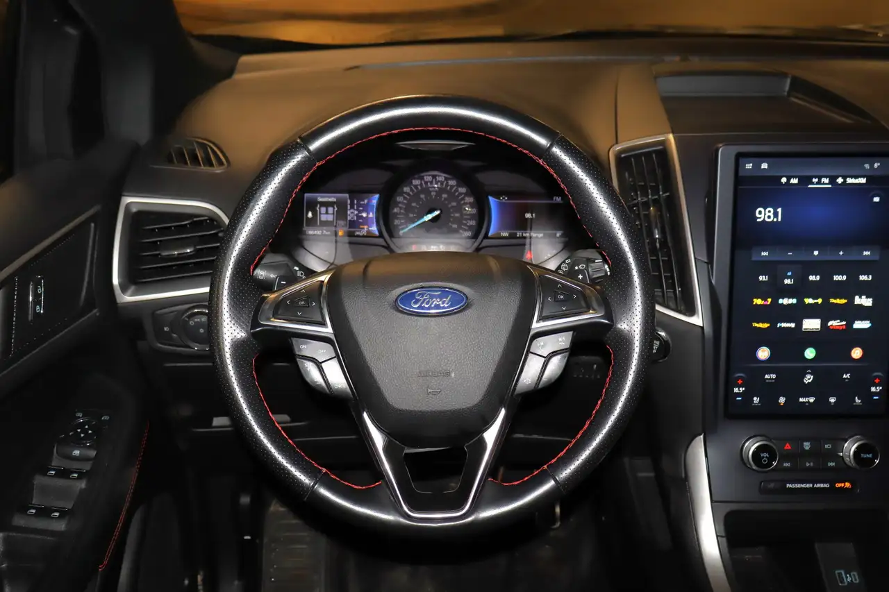 Ford Edge photo Ford Edge