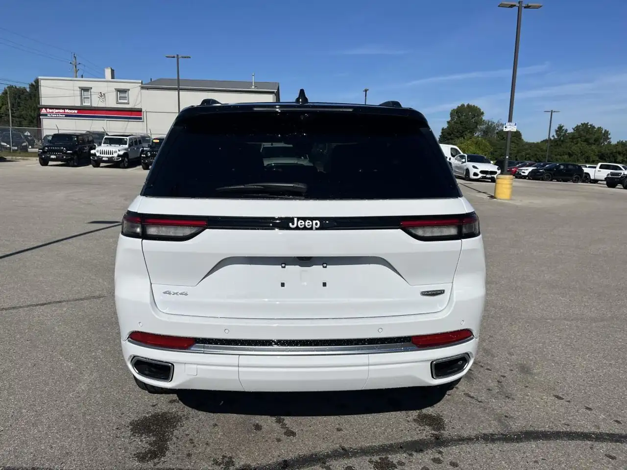 Jeep Grand Cherokee снимка Jeep Grand Cherokee
