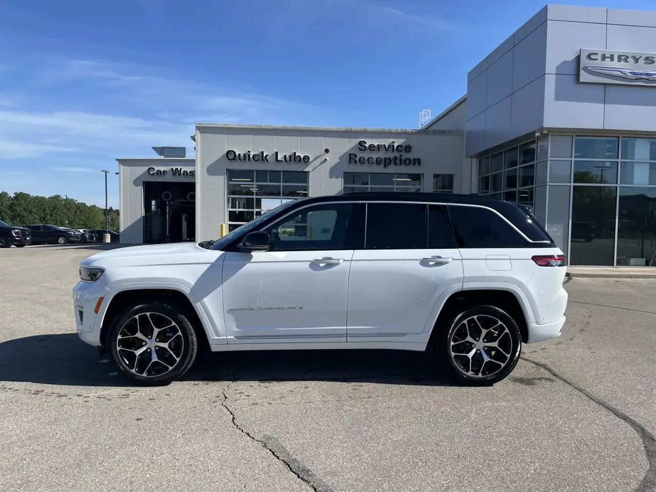Jeep Grand Cherokee снимка Jeep Grand Cherokee