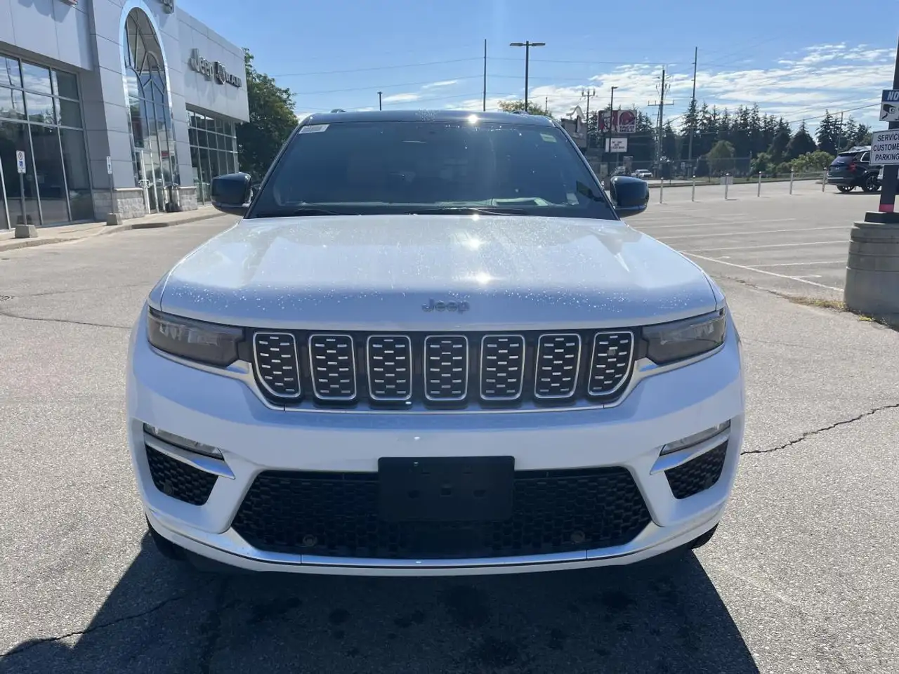 Jeep Grand Cherokee снимка Jeep Grand Cherokee