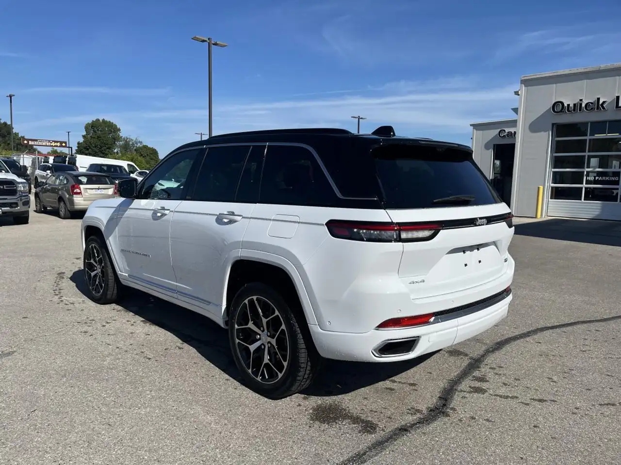 Jeep Grand Cherokee снимка Jeep Grand Cherokee