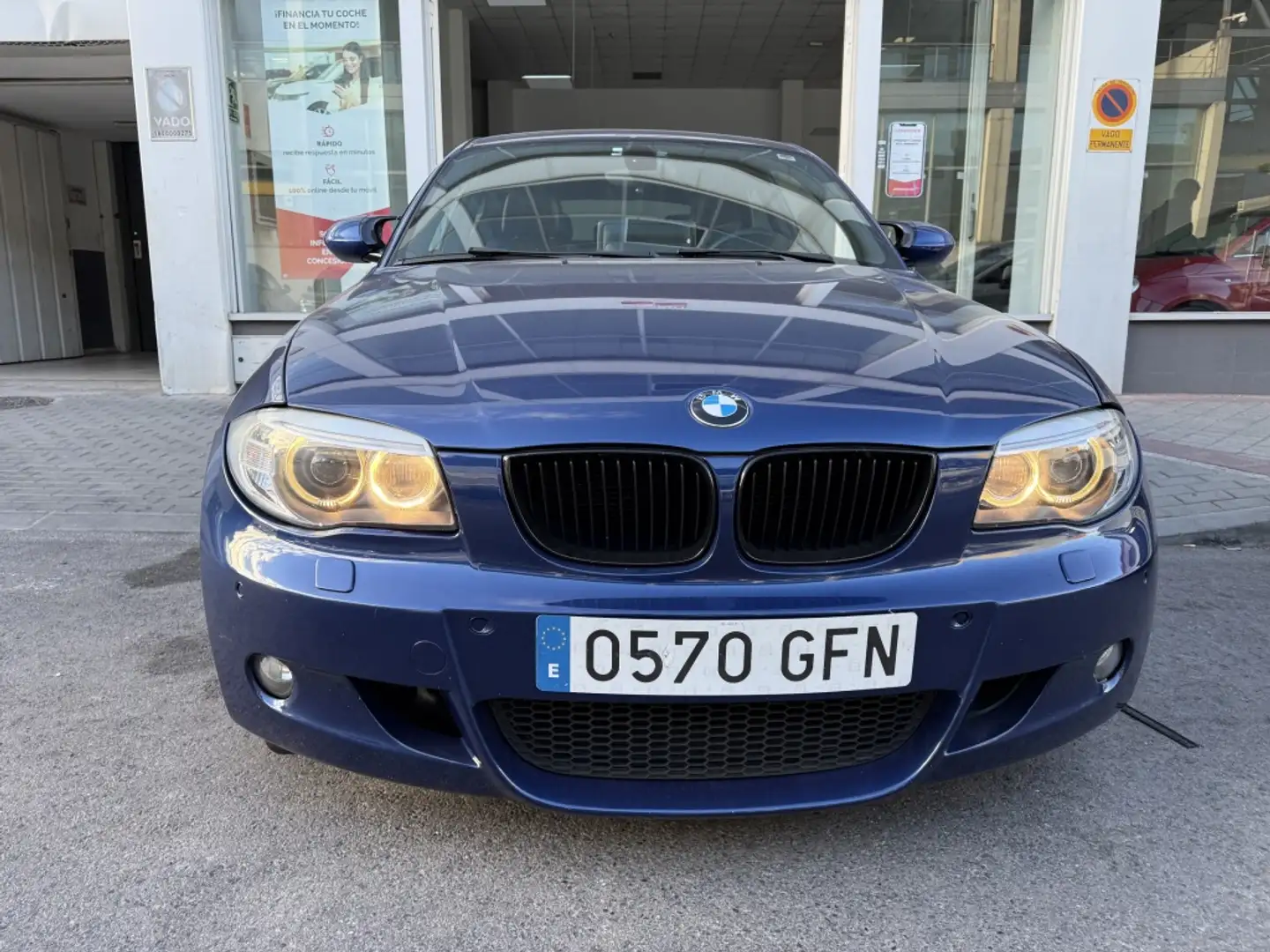 BMW 123 123d Blau - 2