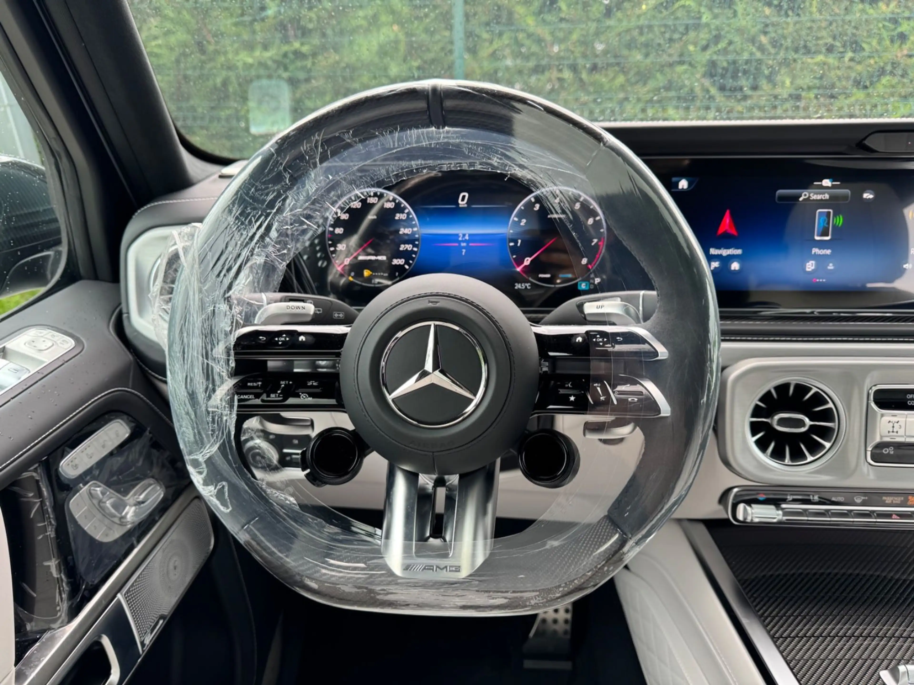 Mercedes-Benz G 63 AMG MY27|WEISS INT|CARBON EXT|ACTIVE RIDE|SUPERIOR| — photo 13
