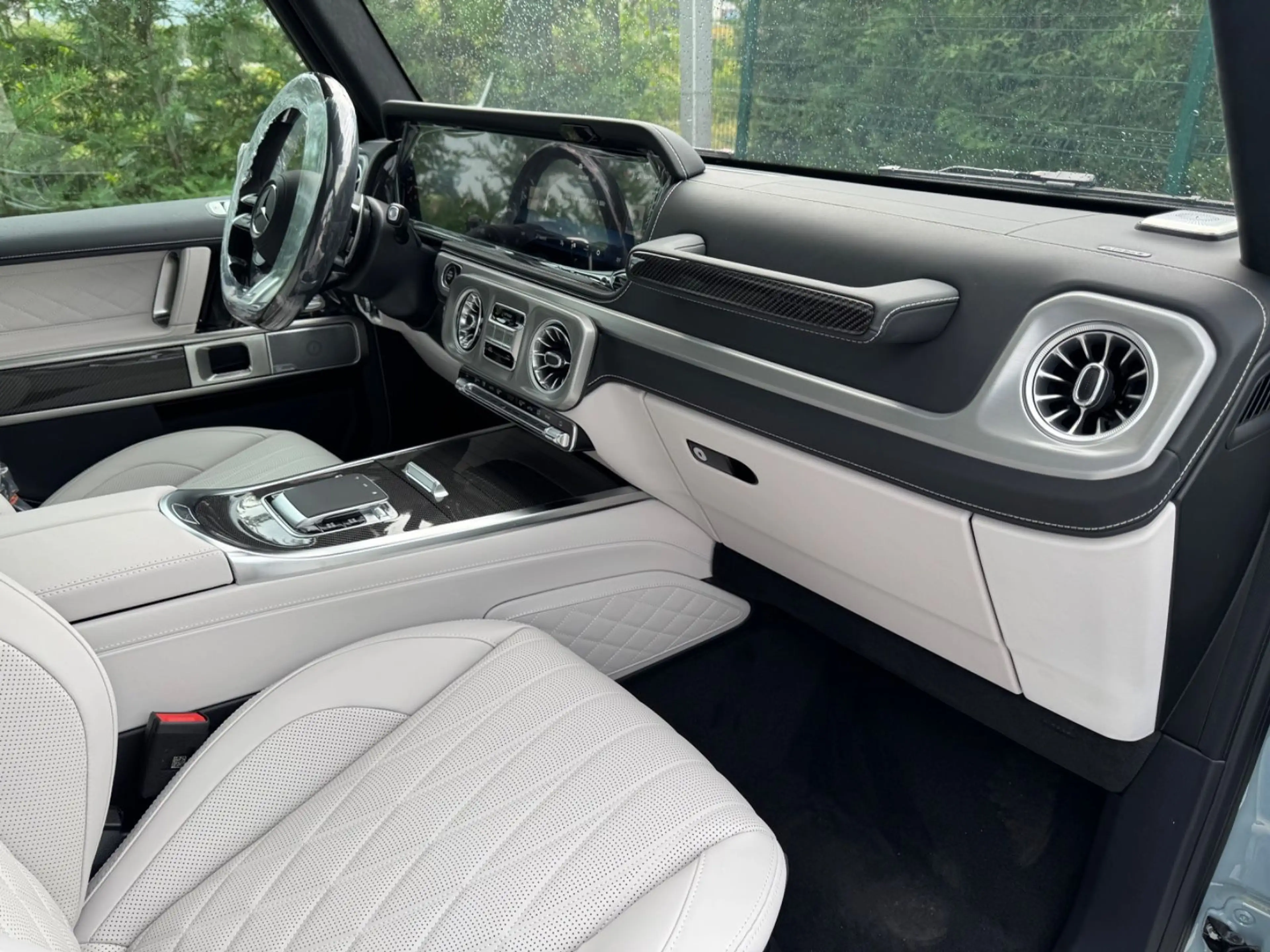 Mercedes-Benz G 63 AMG MY27|WEISS INT|CARBON EXT|ACTIVE RIDE|SUPERIOR| — photo 10