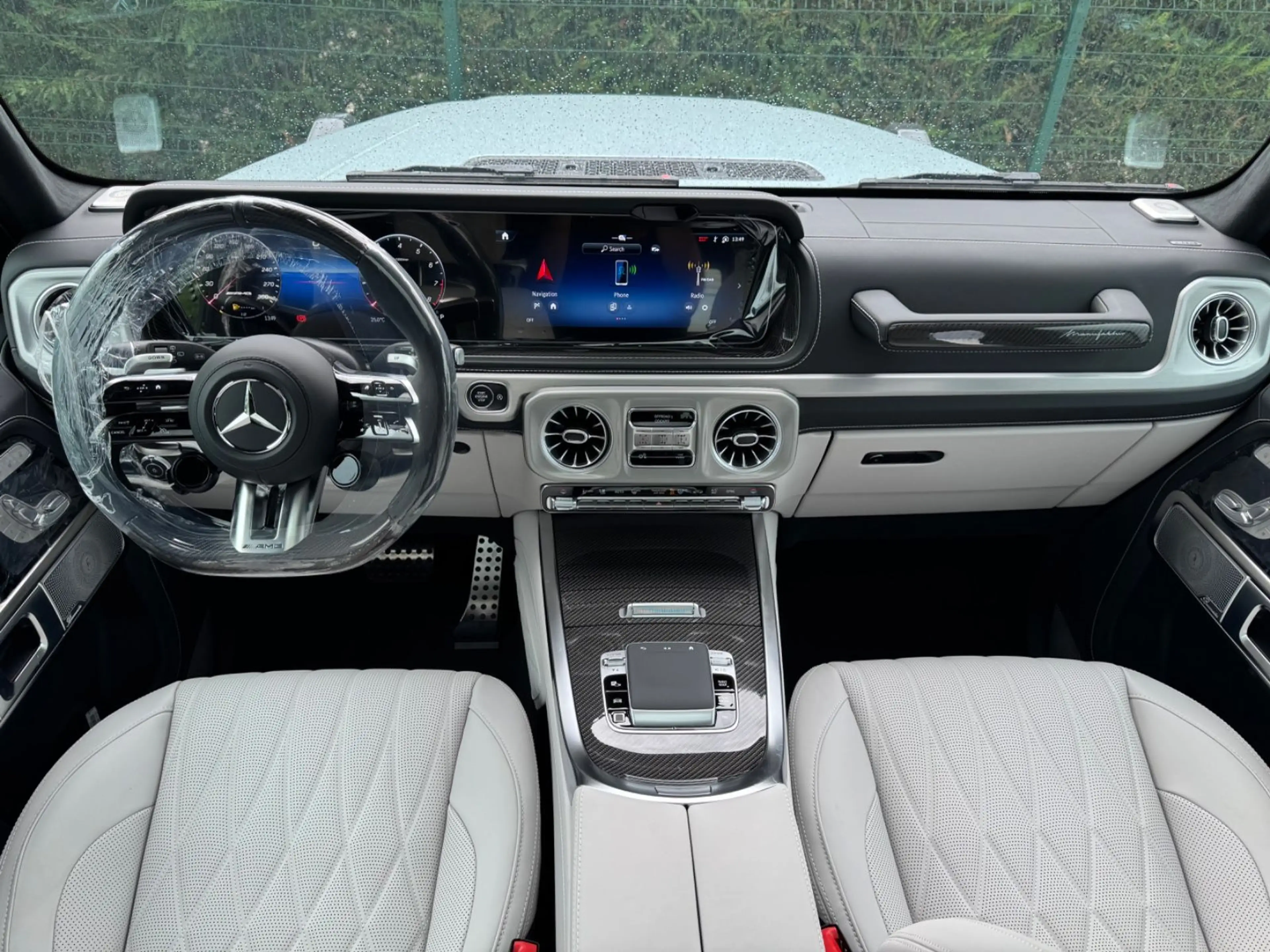 Mercedes-Benz G 63 AMG MY27|WEISS INT|CARBON EXT|ACTIVE RIDE|SUPERIOR| — photo 12