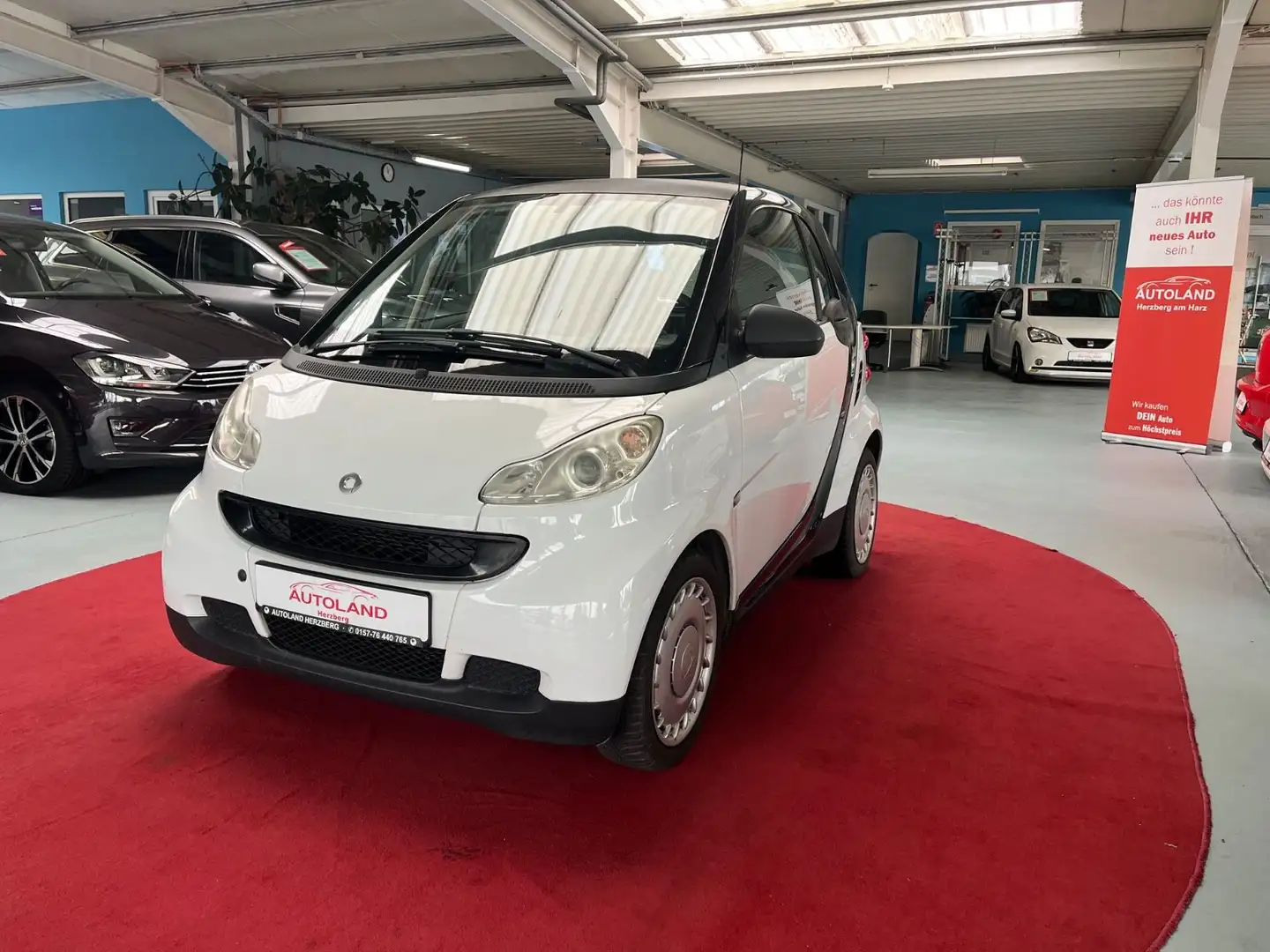smart forTwo fortwo coupe mhd pure 52 kW Schwarz - 1