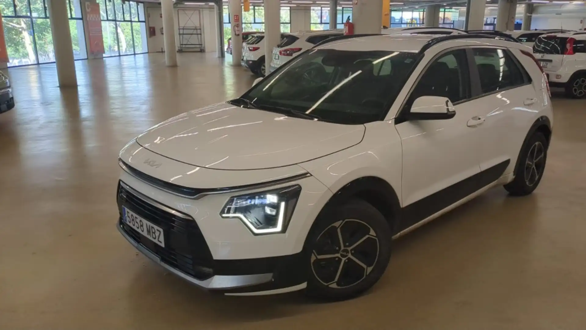 Kia Niro 1.6 HEV Drive 141 - 1
