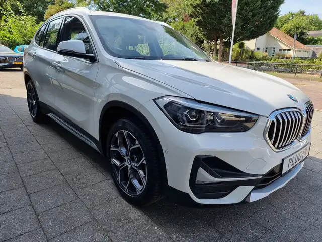 BMW X1 view 13