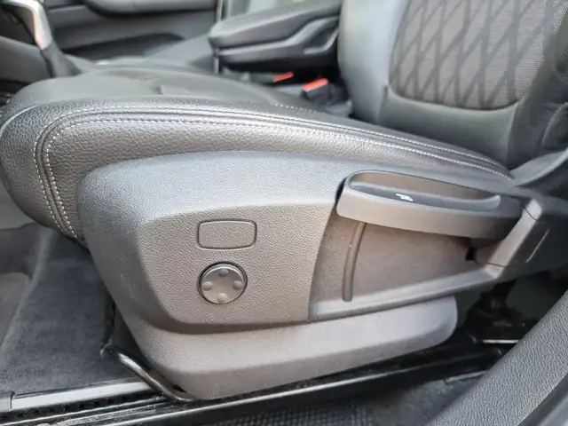 BMW X1 view 26