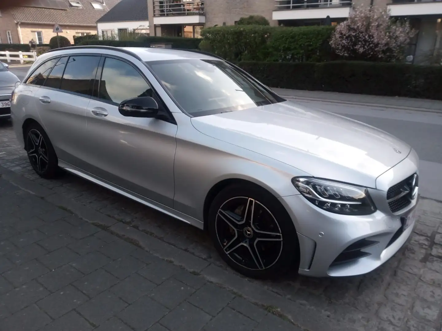 Mercedes-Benz C 180 C-klasse 180 d T 9G-Tronic AMG Line automatic Argent - 2