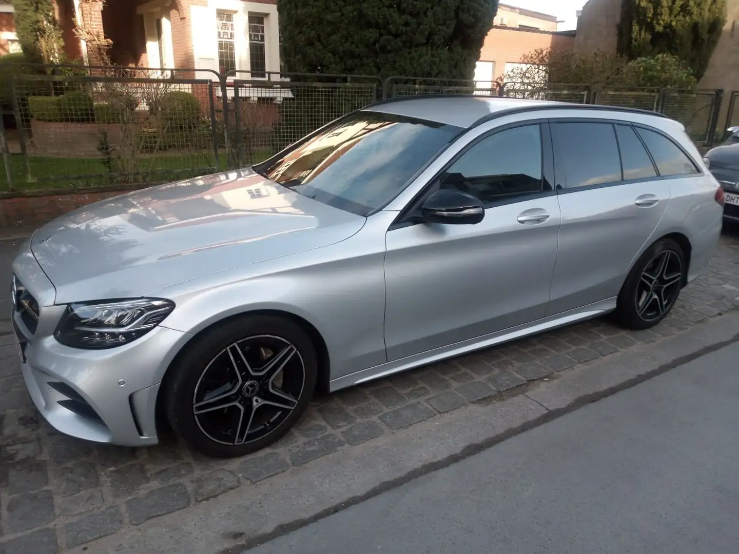 Mercedes-Benz C 180 C-klasse 180 d T 9G-Tronic AMG Line automatic Argent - 1