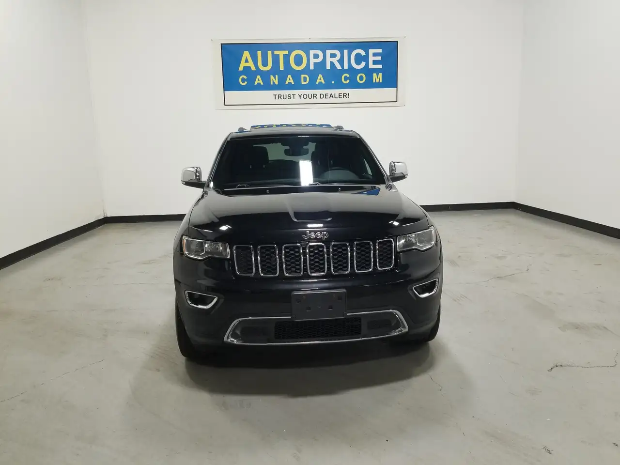Jeep Grand Cherokee photo Jeep Grand Cherokee