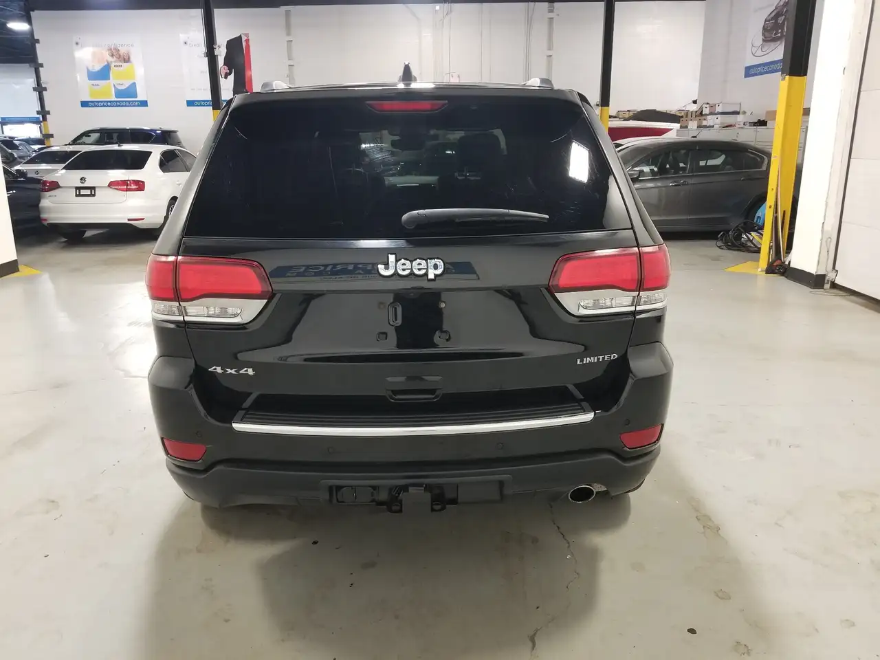 Jeep Grand Cherokee photo Jeep Grand Cherokee