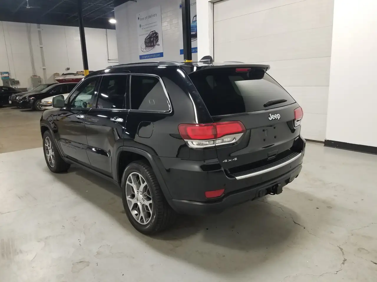 Jeep Grand Cherokee photo Jeep Grand Cherokee