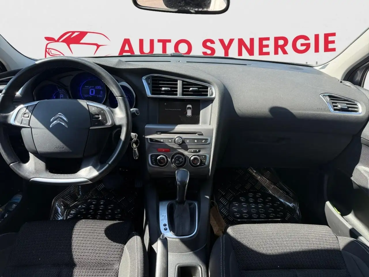 Citroen C4 Berline — photo 10