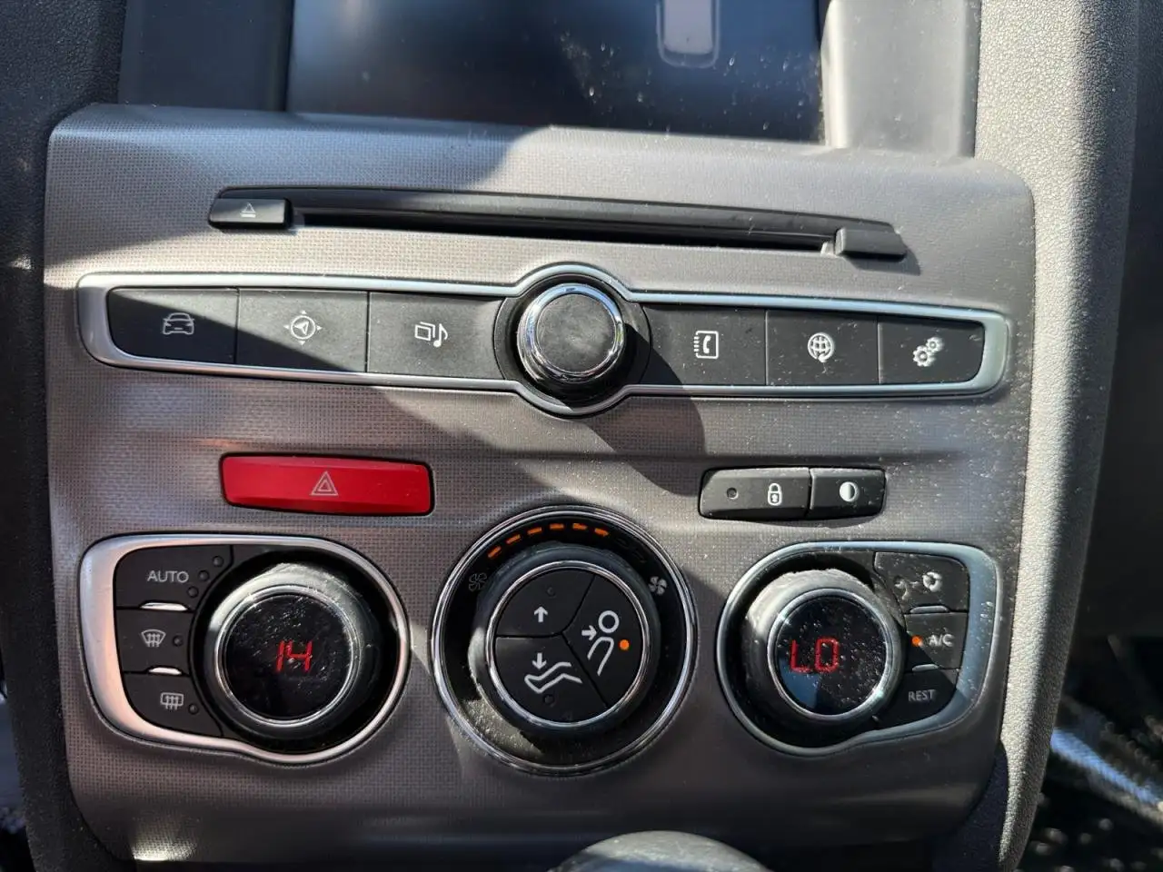 Citroen C4 Berline — photo 16