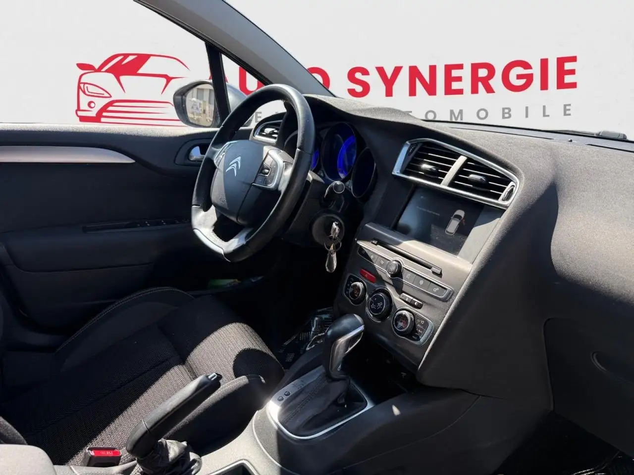 Citroen C4 Berline — photo 15