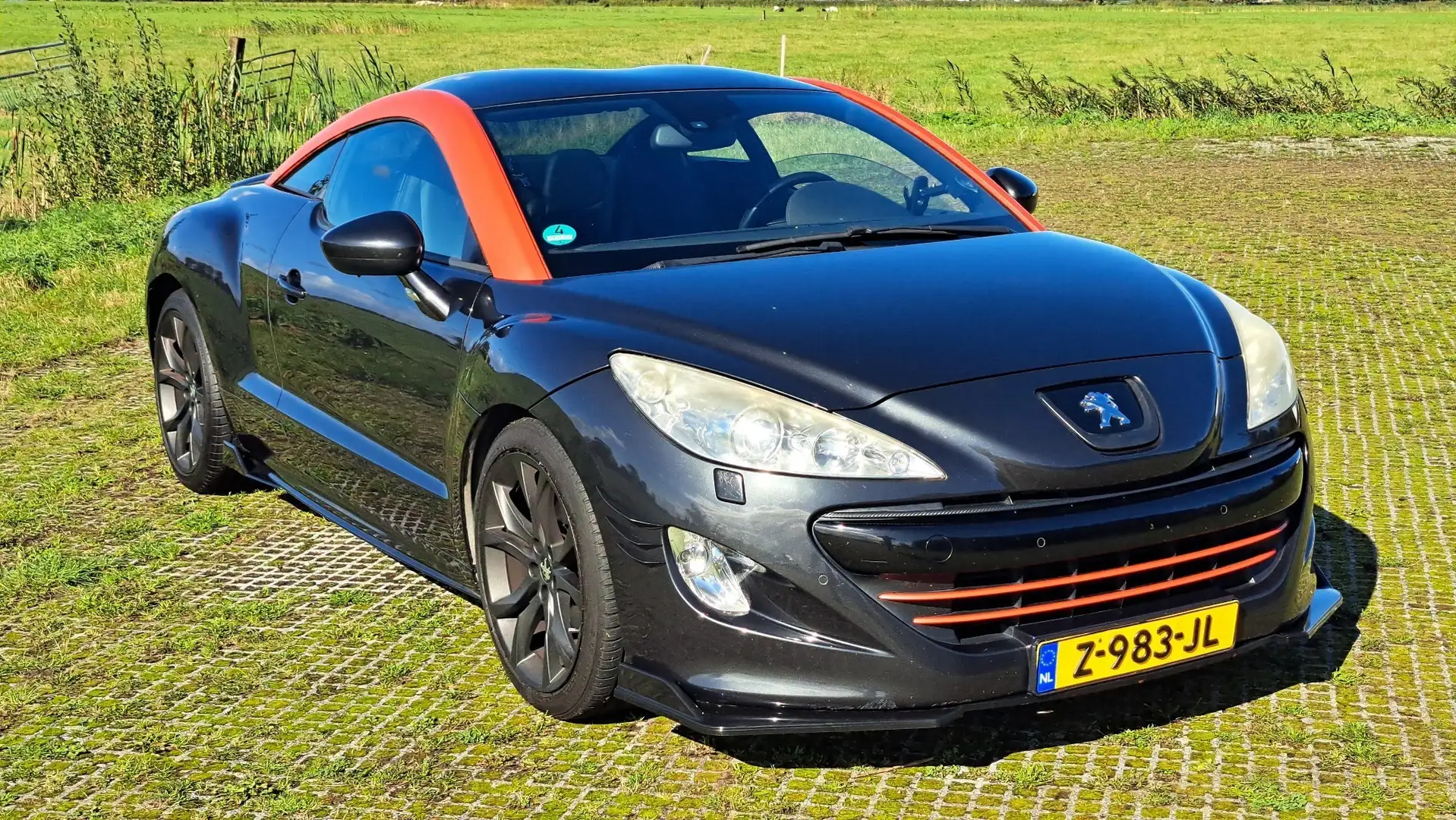 Peugeot RCZ 1.6 THP Grijs - 2