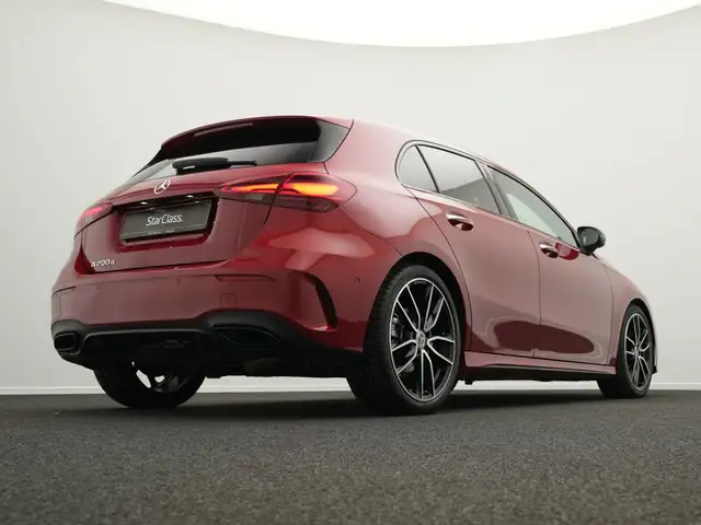 Mercedes-Benz A Class view 11