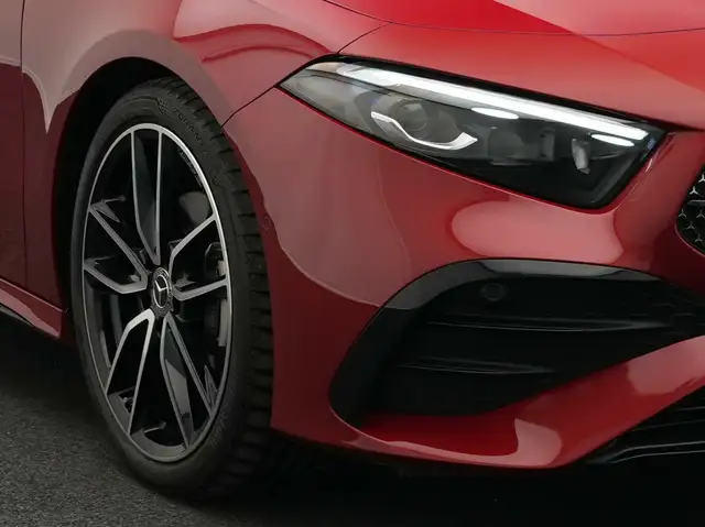 Mercedes-Benz A Class view 9