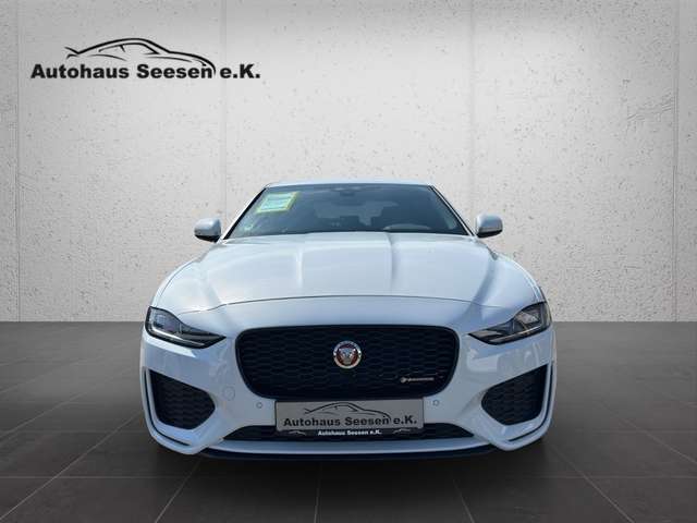 Jaguar XE R-Dynamic  AWD*Black Pack*Navi*Leder*LED*