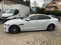 Jaguar XE R-Dynamic  AWD*Black Pack*Navi*Leder*LED* Alb - thumbnail 4