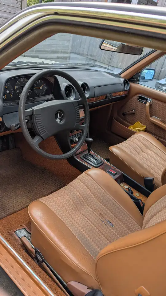 Mercedes-Benz 230 C, foto 5