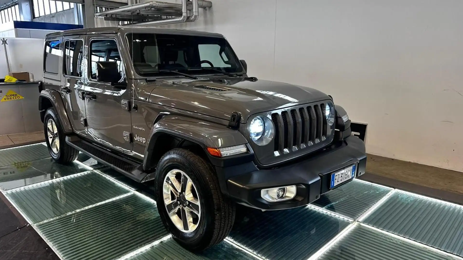 Jeep Wrangler Unlimited 2.2 Mjt II Sahara"X COMMERCIANTI LEGGI!" Сірий - 1