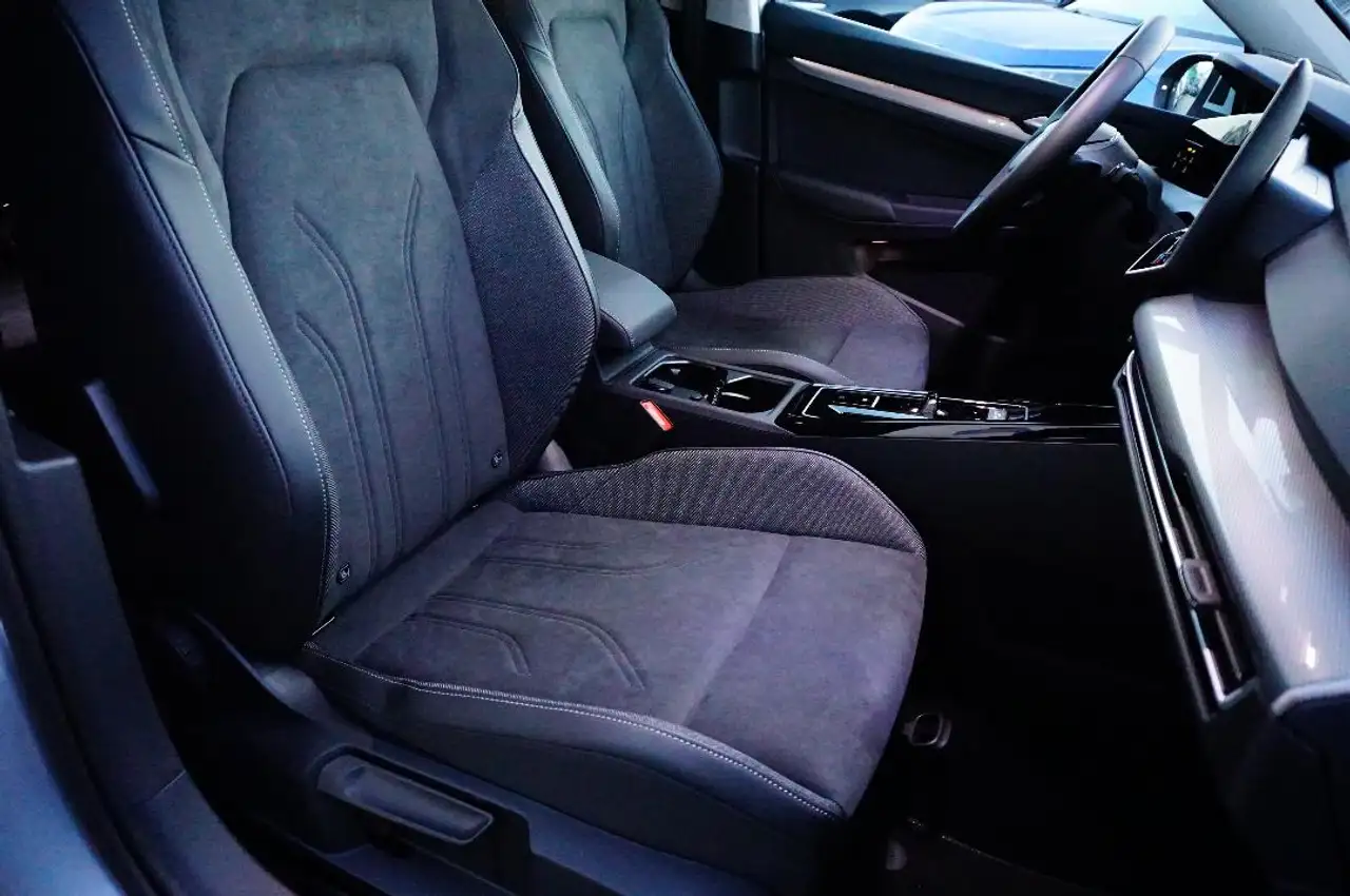 Volkswagen Golf Style 1,5 l TSI 7-Gang-DSG Navi,ACC,LED,RFK 11