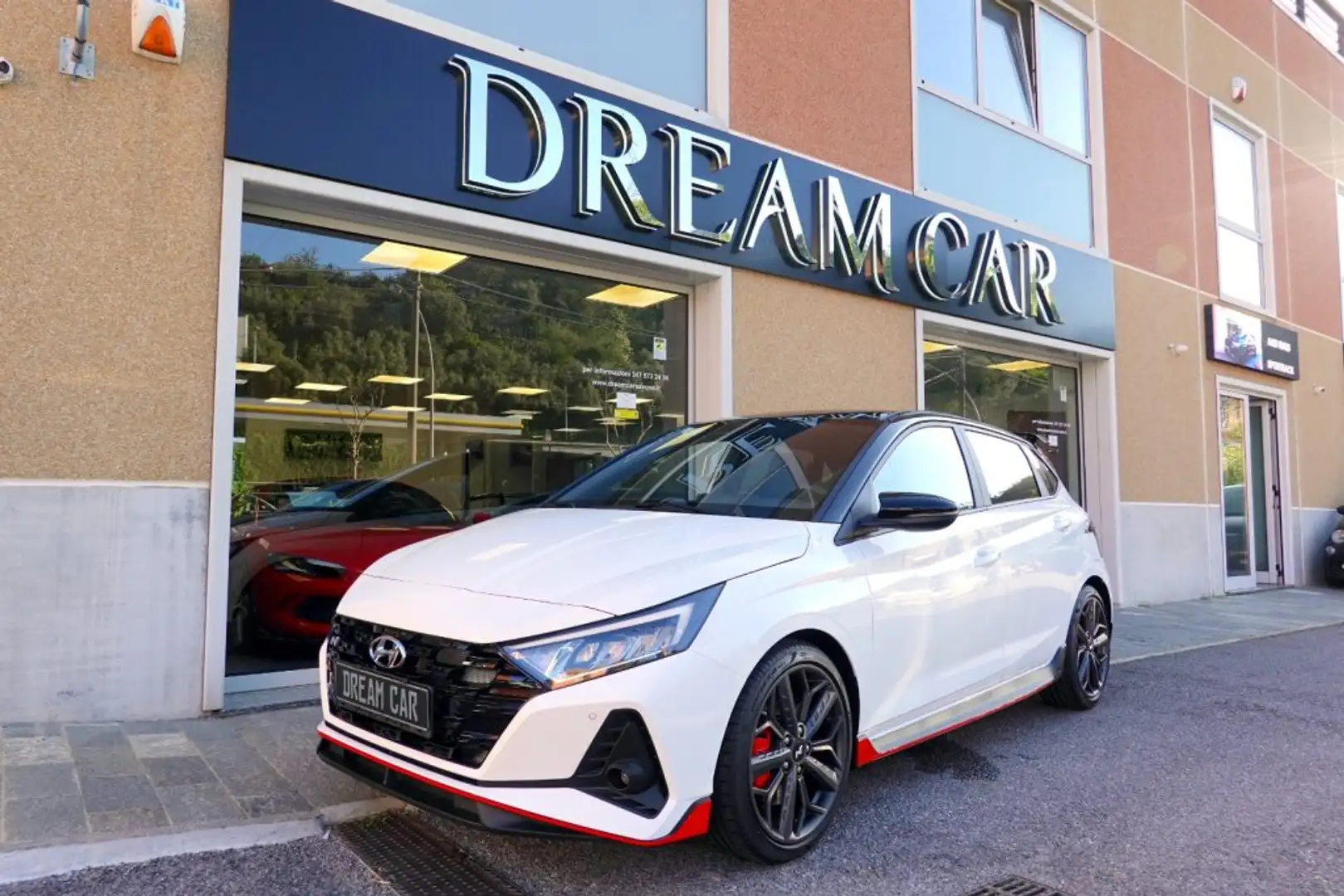 Hyundai i20 N 1.6 T-GDI MT N-Performance Weiß - 1