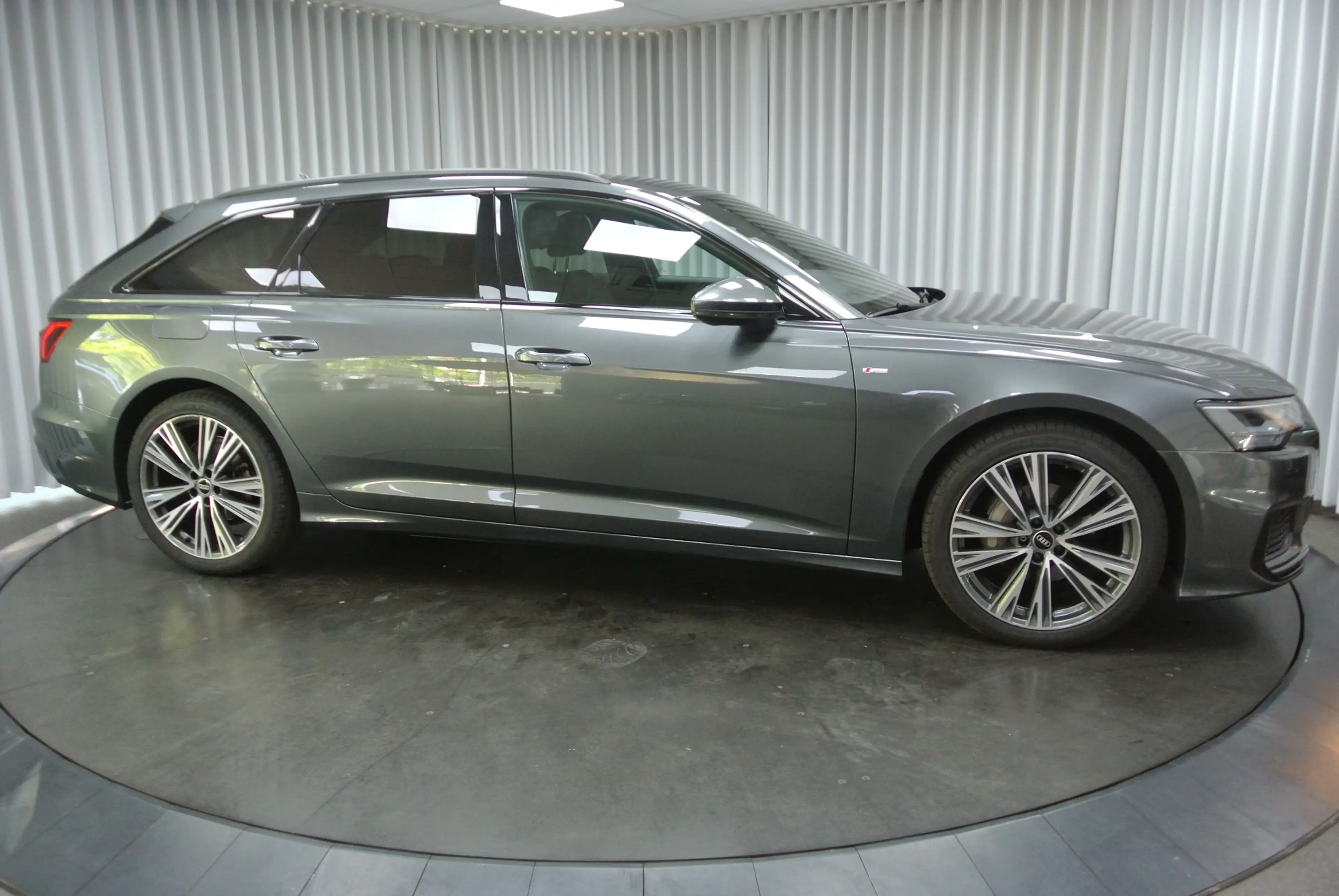 Audi A6 2.0 TFSI 40 S TRONIC BUSINESS ED SPORT — photo 10