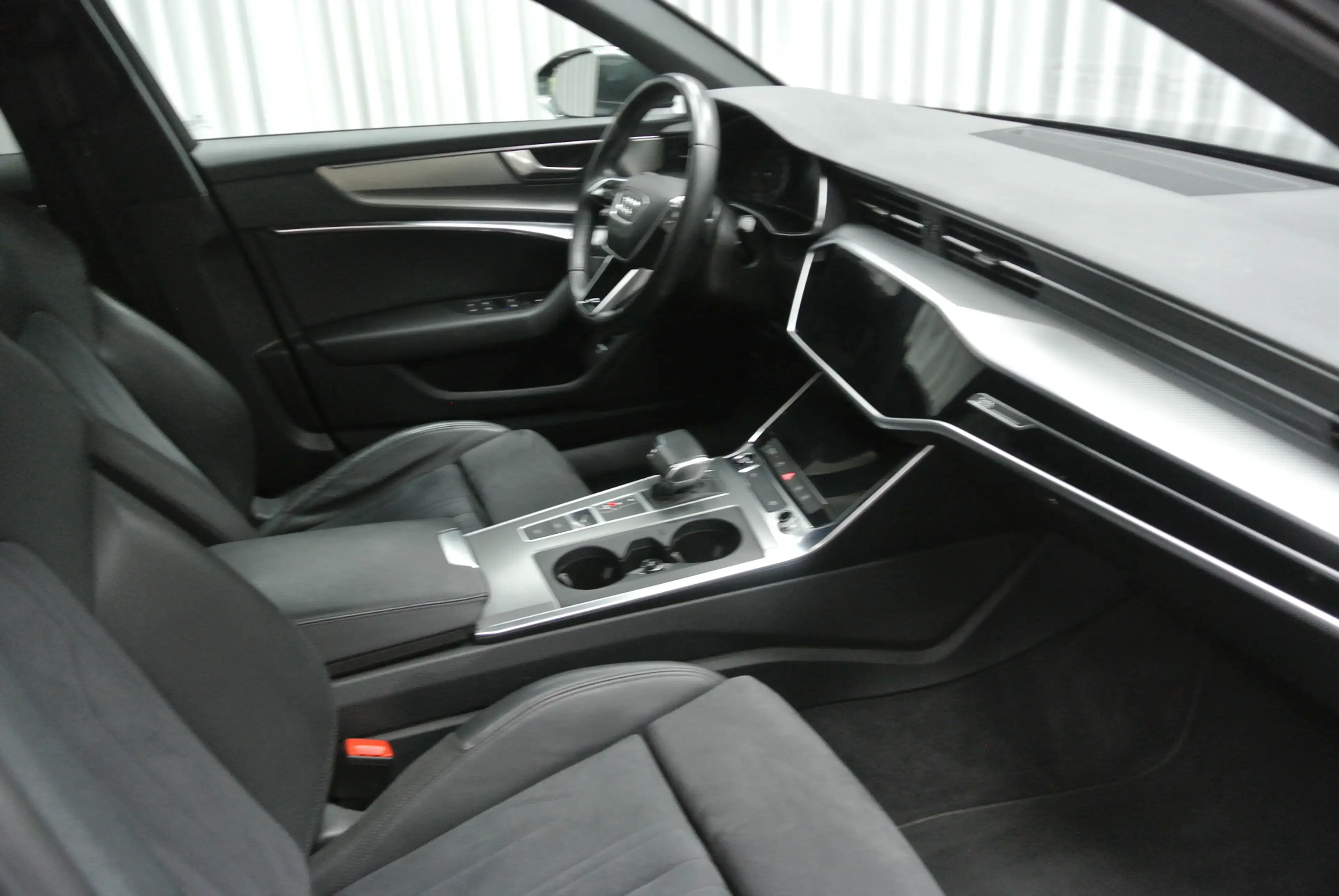 Audi A6 2.0 TFSI 40 S TRONIC BUSINESS ED SPORT — photo 13