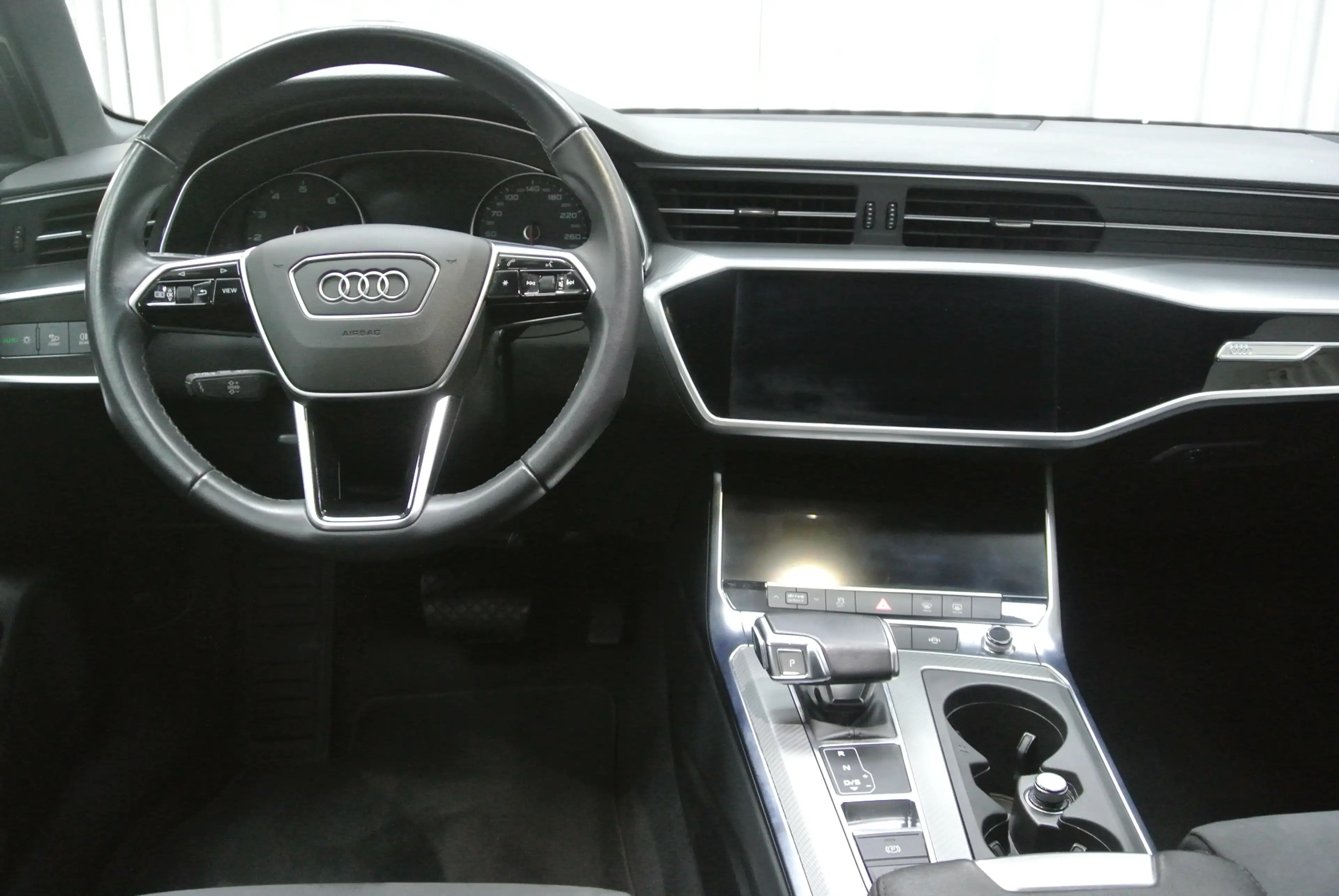 Audi A6 2.0 TFSI 40 S TRONIC BUSINESS ED SPORT — photo 14
