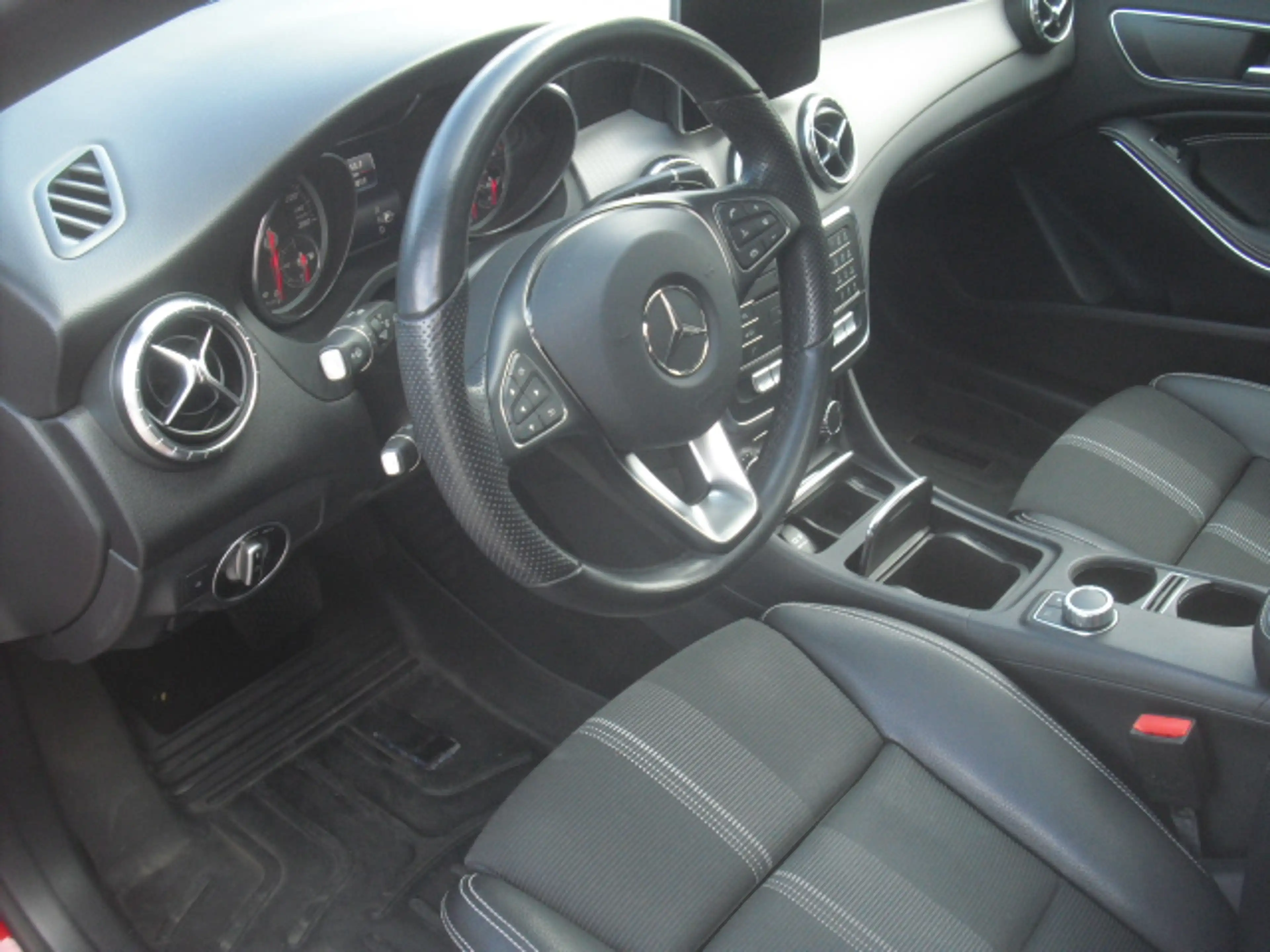 Mercedes-Benz CLA 200 CLA 200 (117.943) — photo 7