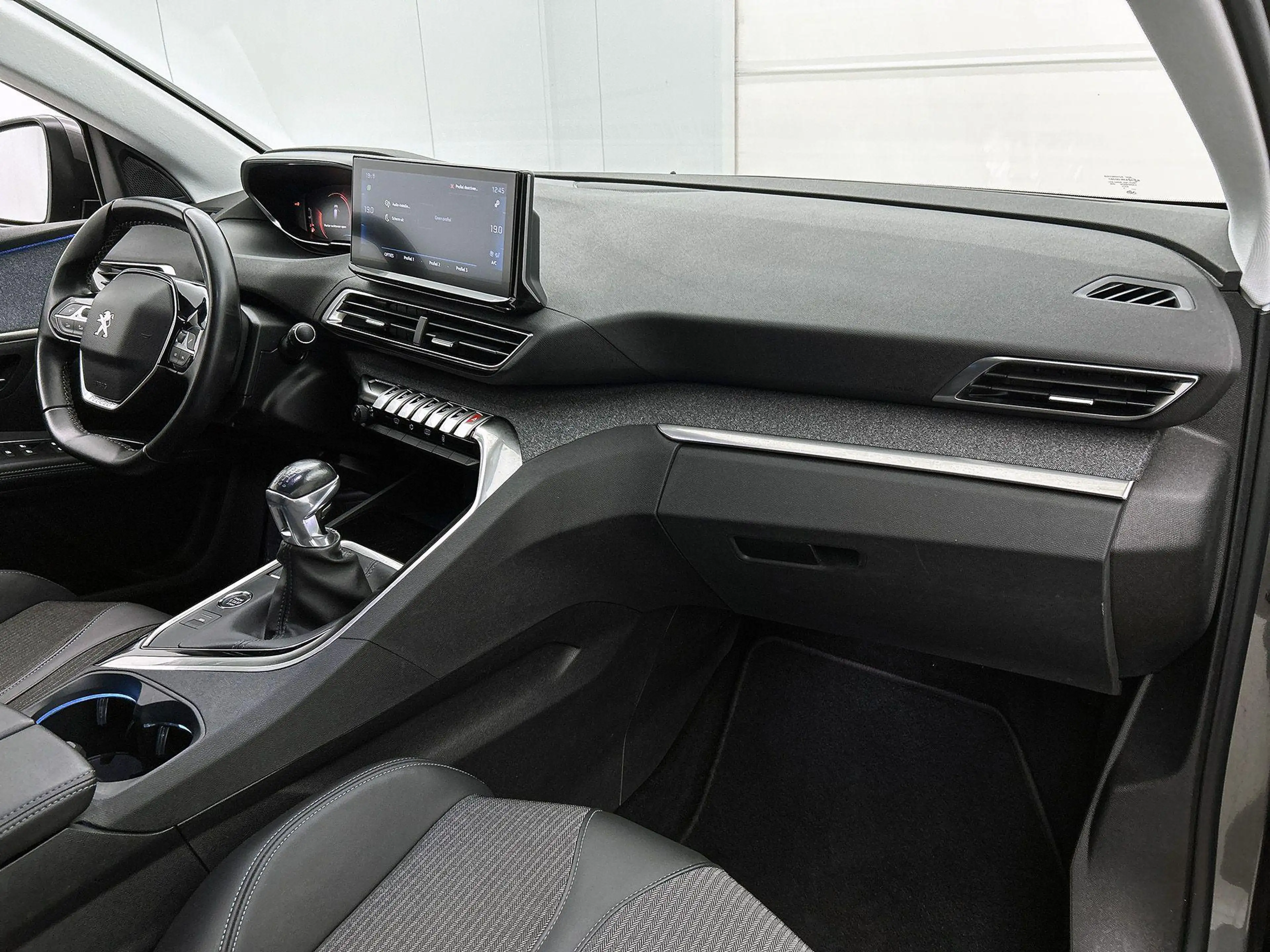 Peugeot 5008 1.2 130pk Blue Lease Allure Automaat | Navigatie | — photo 12