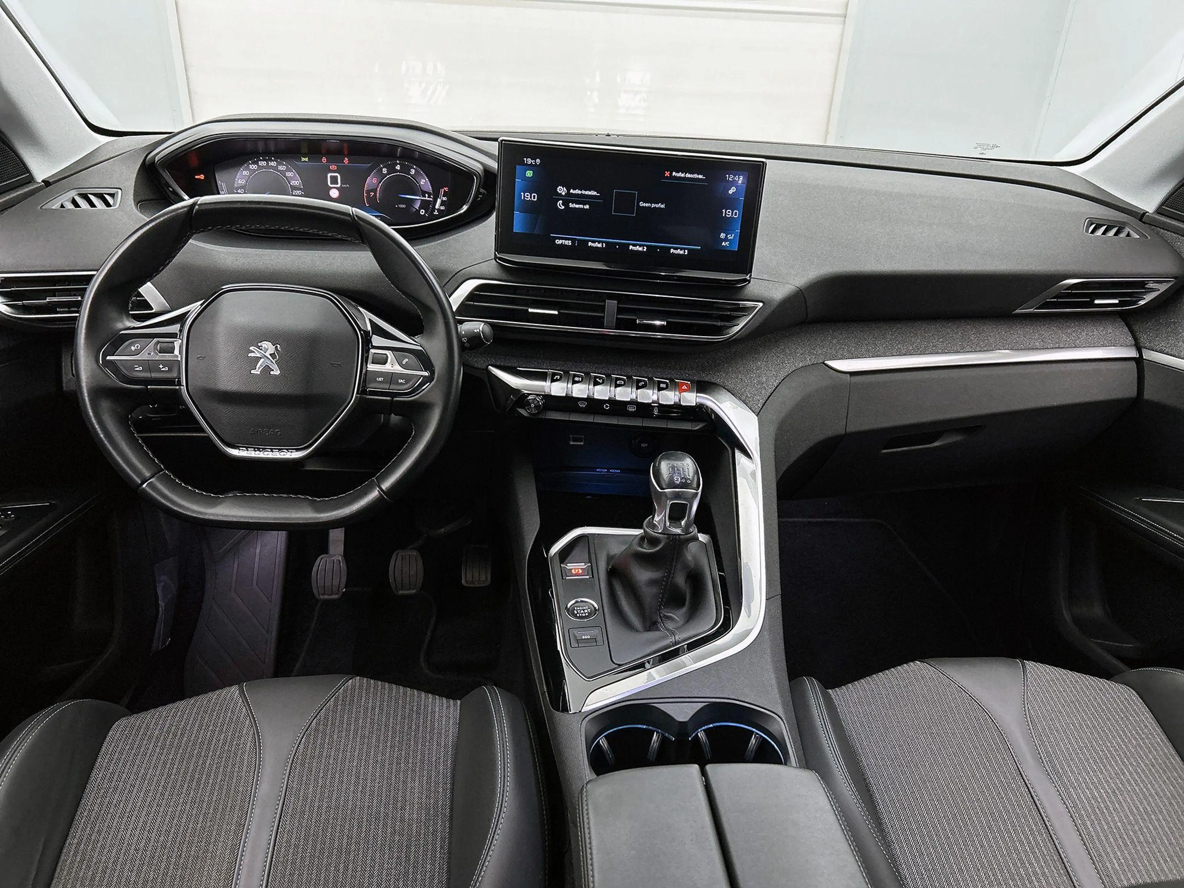 Peugeot 5008 1.2 130pk Blue Lease Allure Automaat | Navigatie | — photo 11