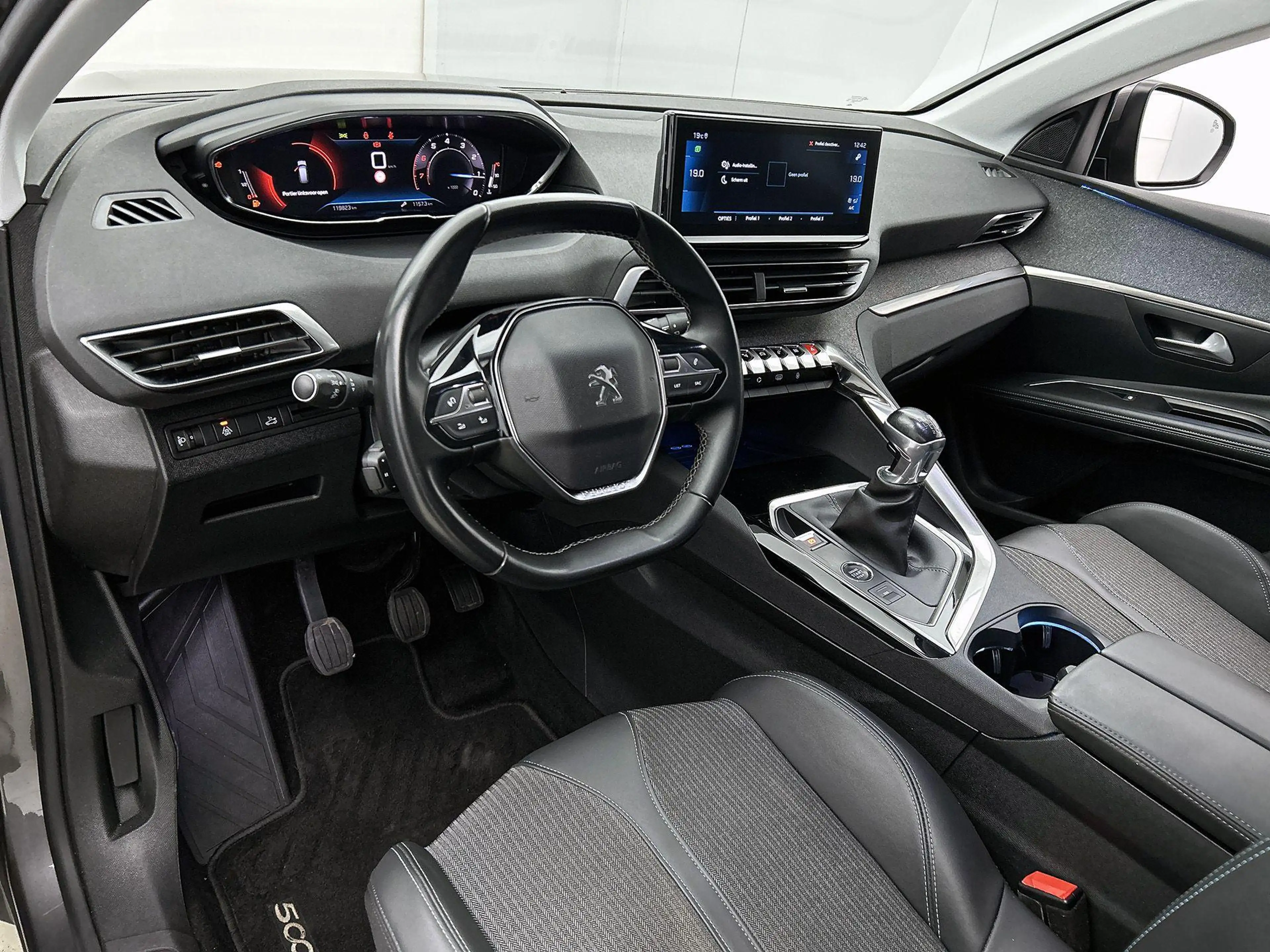 Peugeot 5008 1.2 130pk Blue Lease Allure Automaat | Navigatie | — photo 10